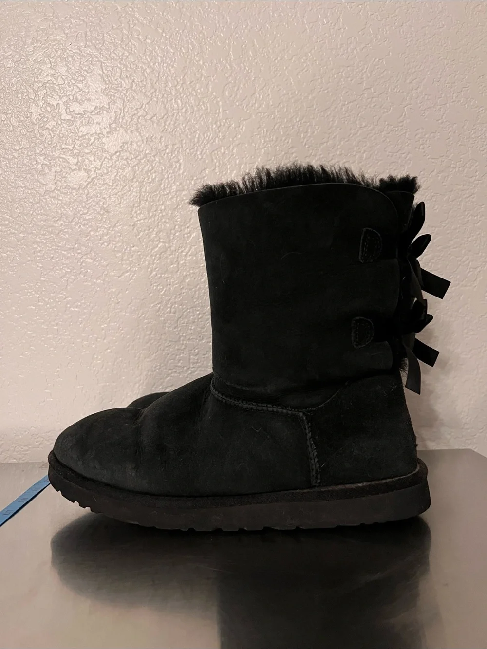 UGG Bailey Bow Boots – Black Suede – Women’s Size 9 – Vintage UGG Australia